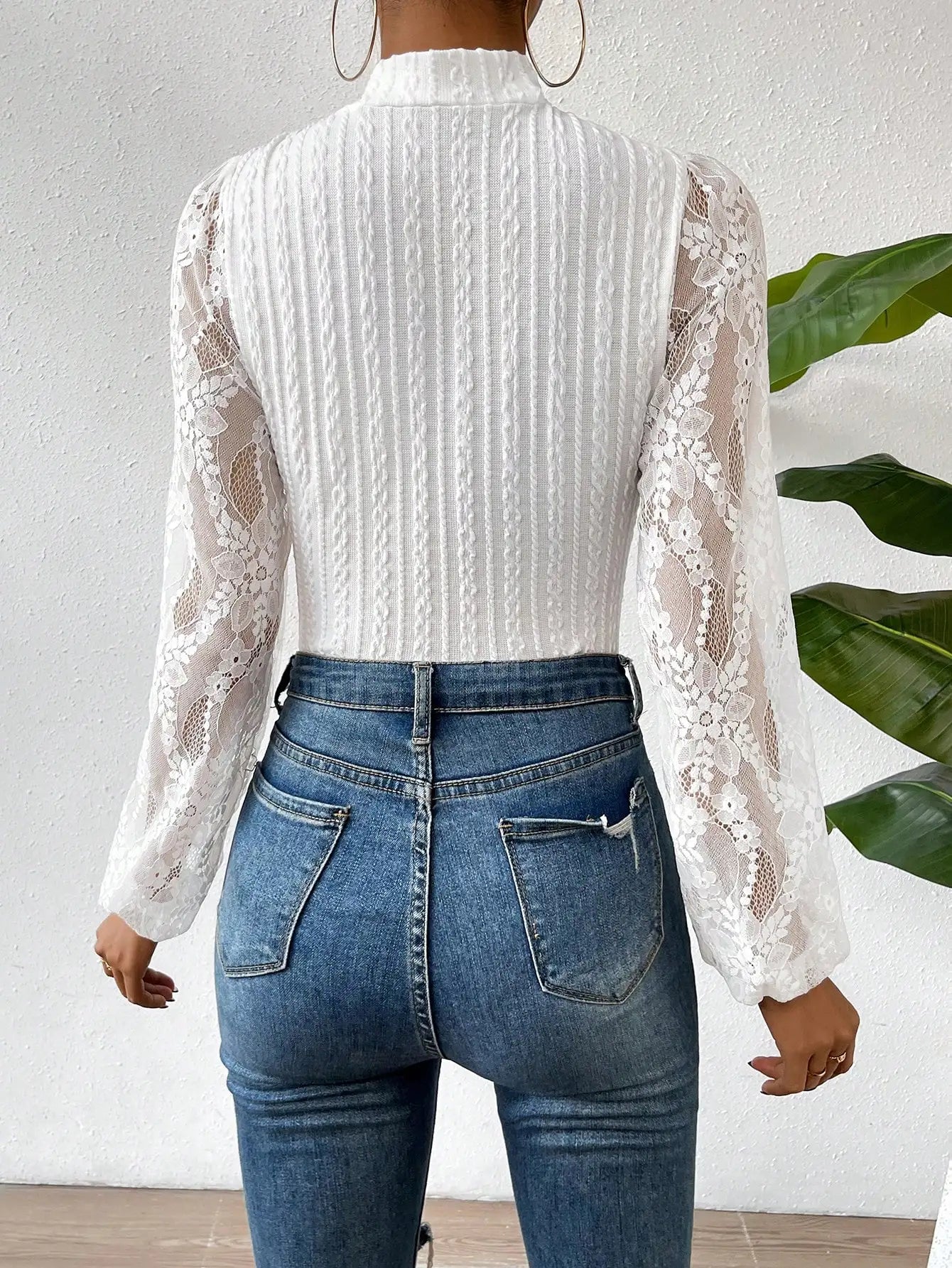 2024 New Fashion Versatile Women's jumpsuit Elegant Slim Fit Round Neck Lace Long Sleeve jumpsuit Available in Multiple Colors